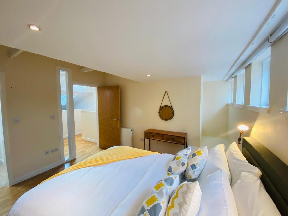 2 Bed 2 Bath With Private Parking Apartment EDI Exterior foto