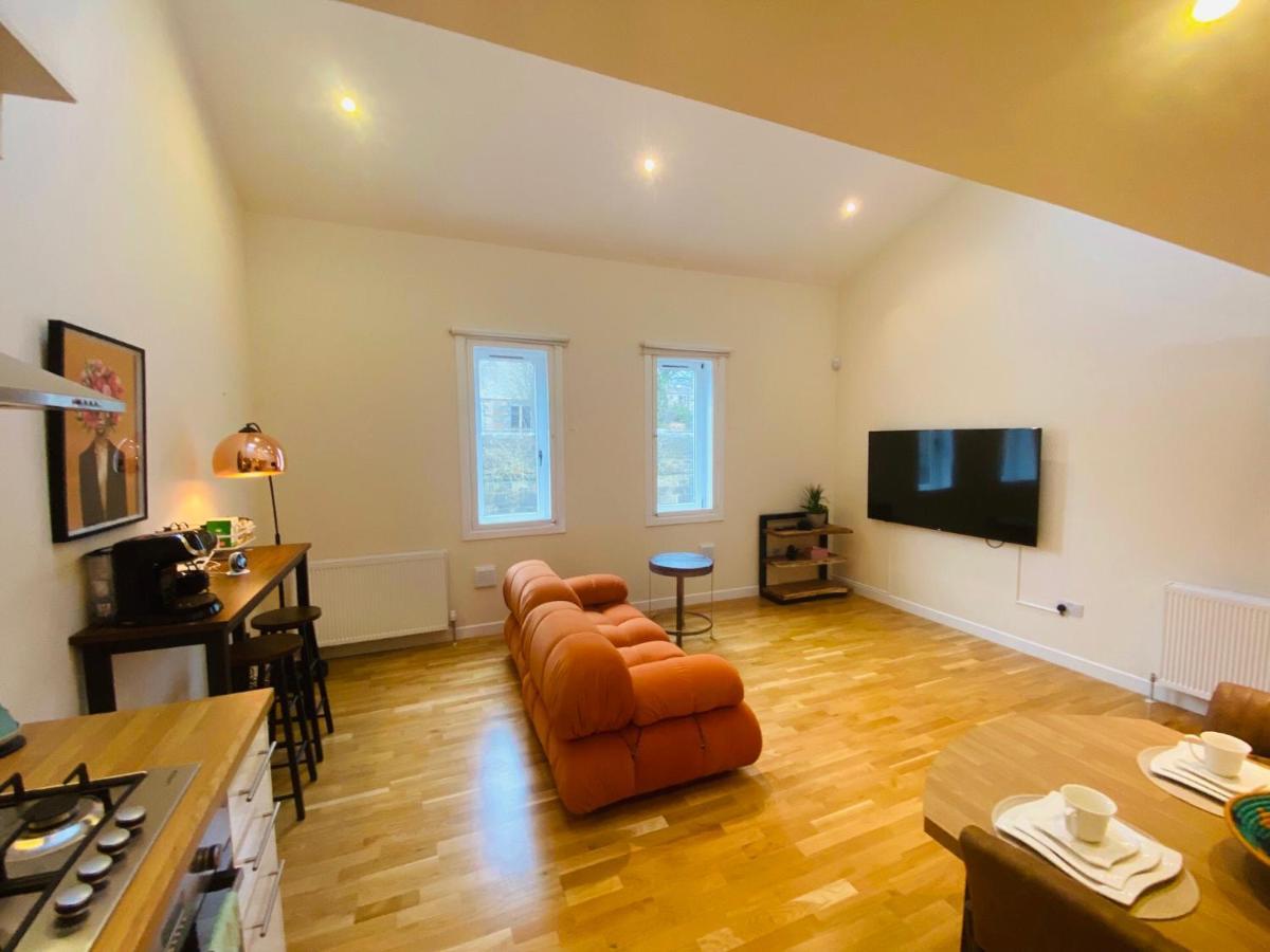 2 Bed 2 Bath With Private Parking Apartment EDI Exterior foto