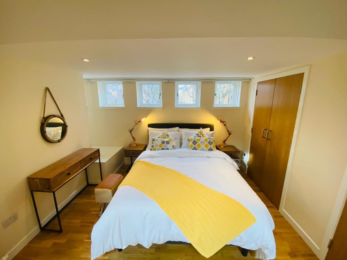 2 Bed 2 Bath With Private Parking Apartment EDI Exterior foto