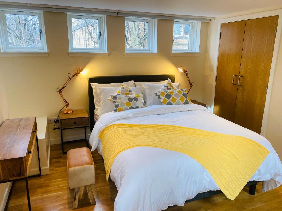 2 Bed 2 Bath With Private Parking Apartment EDI Exterior foto