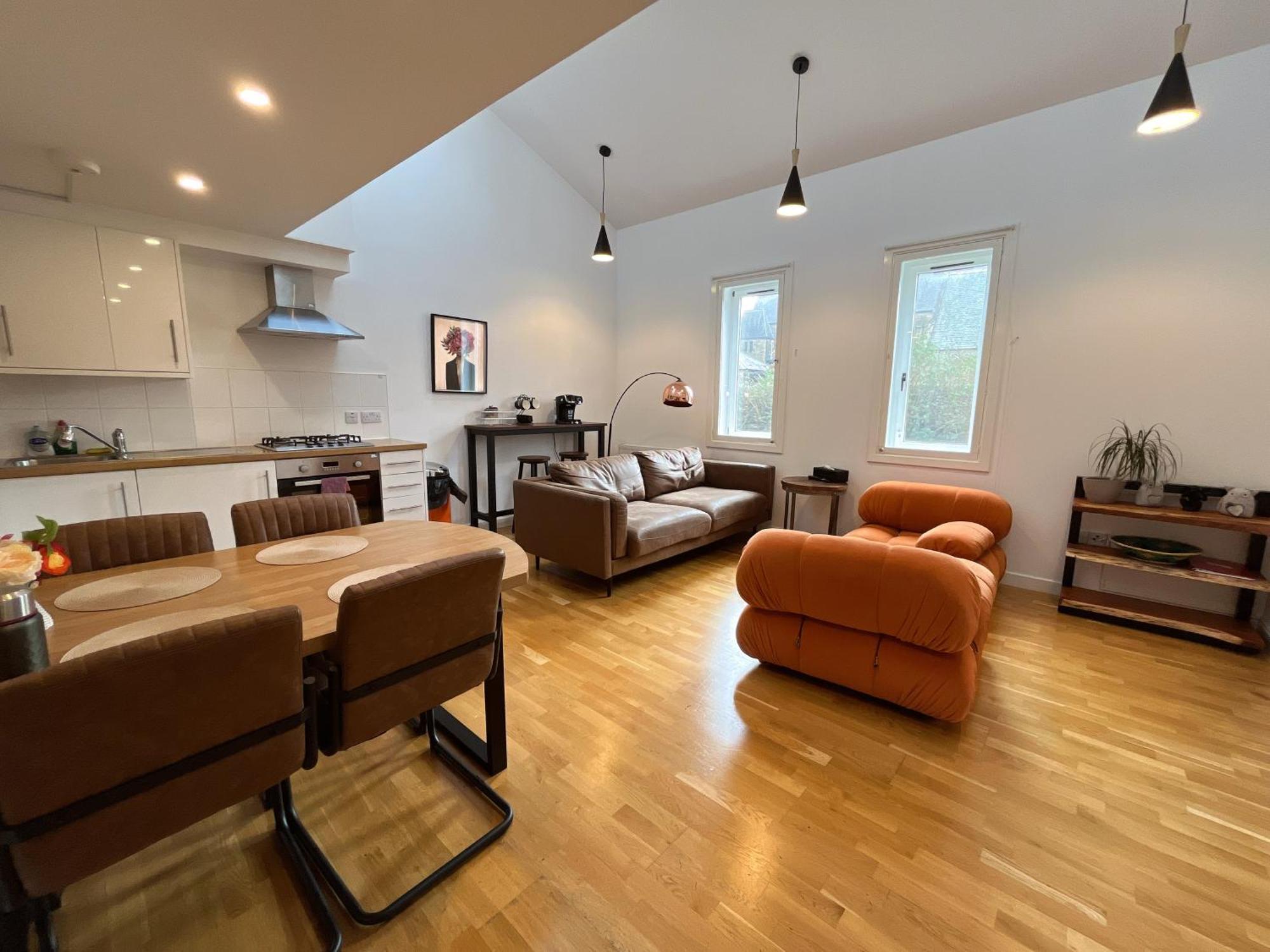 2 Bed 2 Bath With Private Parking Apartment EDI Exterior foto